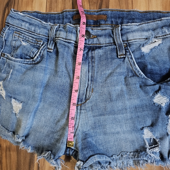 Joe's Denim Distressed Jean Shorts Size 26 - Picture 6 of 6